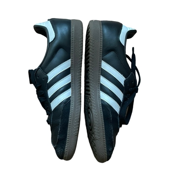 SOLD OUT Adidas Samba Womens 7.5 Black and White - Picture 3 of 9